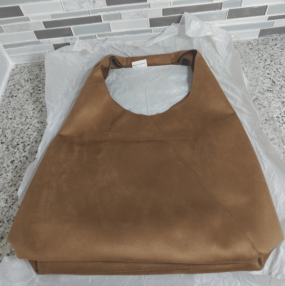 NEW Banana republic Vegan Leather Slouchy Tote (Tan)